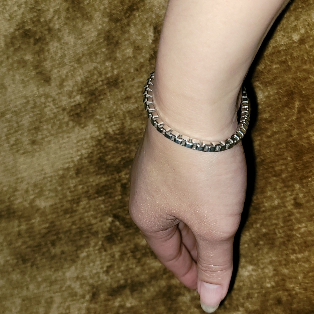 TIFFANY & CO. UNISEX VENETIAN LINK BRACELET IN SILVER EUC - Picture 12 of 17